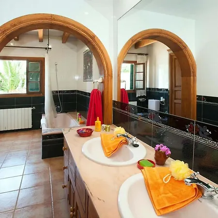 Tomeu Seguinot By Sealand * Port de Pollença