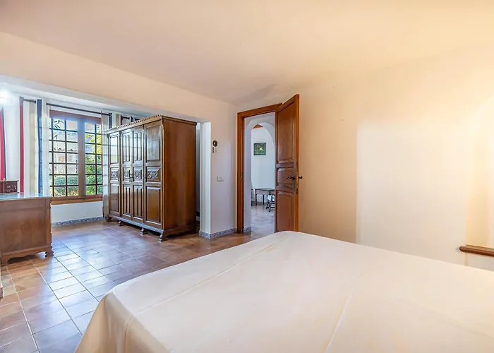 Tomeu Seguinot By Sealand Villa