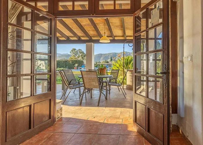 Tomeu Seguinot By Sealand