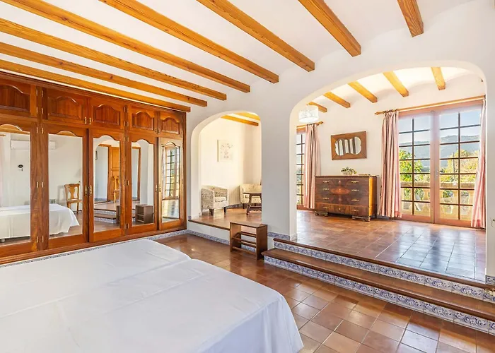 Villa Tomeu Seguinot By Sealand Puerto Pollensa