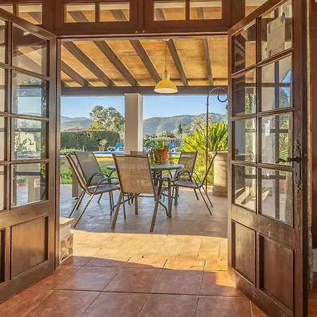 Tomeu Seguinot By Sealand