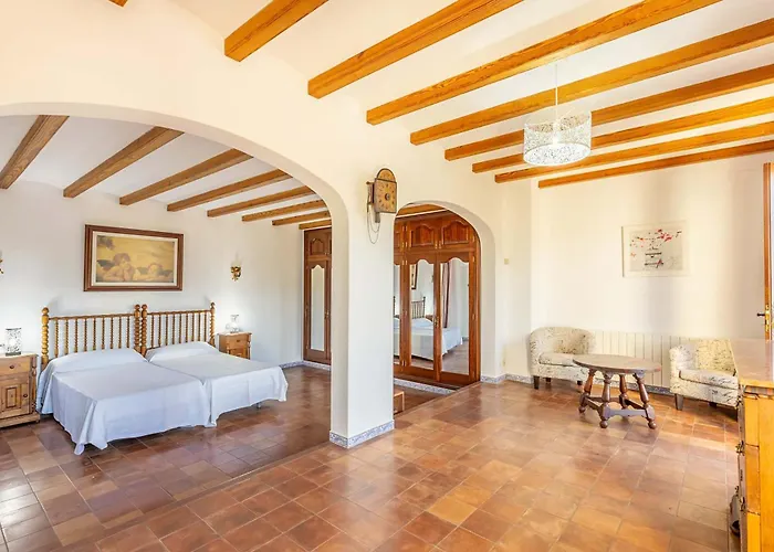 Tomeu Seguinot By Sealand Villa *